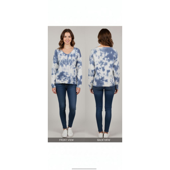 Knox Rose Sweaters - V-Neck Sweater S Blue White Tie-Dye